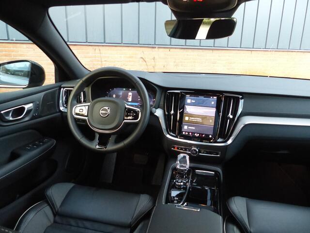 Volvo S60 T8 AWD Ultimate Dark |Styling kit| Polestar Tuning|