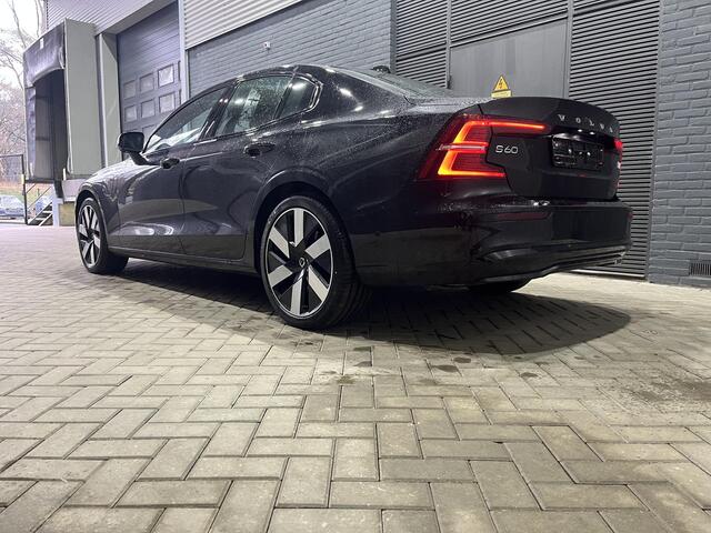 Volvo S60 T8 Recharge Plus Dark | Long Range | 360° Camera | ACC | harman/kardon | BLIS | Stoel+Stuurverwarming