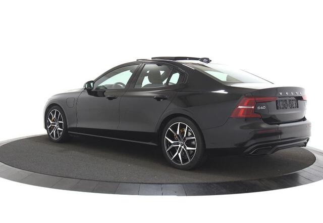 Volvo S60 2.0 T8 AWD Polestar Engineered Panodak / Stoel & Stuur verwarming / Harmen/Kardon / 19Inch / LED