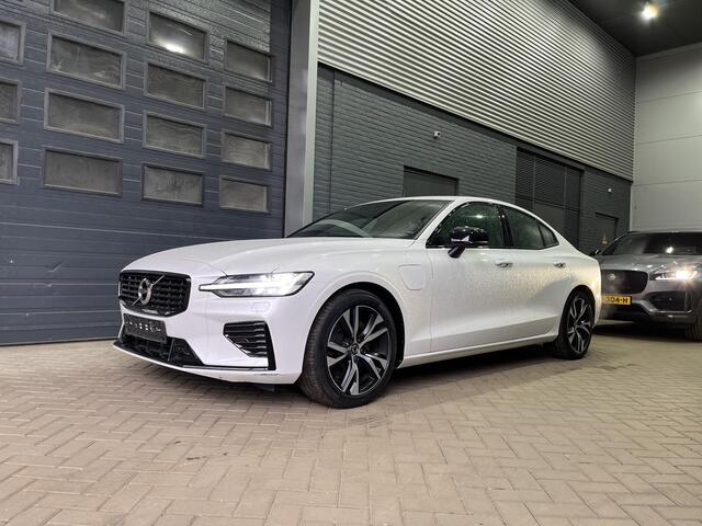 Volvo S60 T8 Recharge R-Design | Panoramadak | Head-Up | harman/kardon | Trekhaak | ACC | Camera