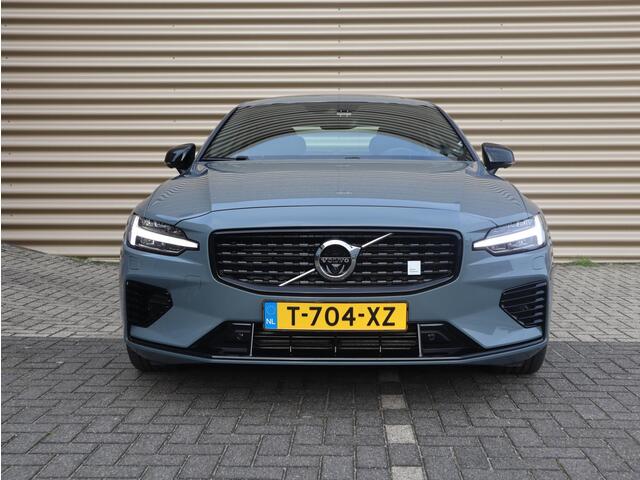 Volvo S60 2.0 T8 AWD Polestar Engineered | Full Options| Bowers & Wilkins Audio| Schuif-/ kanteldak| Head-up Display| Stoelverwarming voor + achter| Stuurwielverwarming| 20'' Ijzergesmeden velgen| Geluidsisolerend glas|