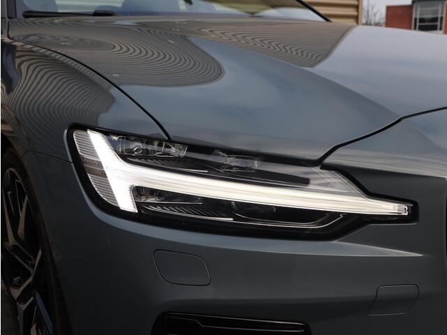 Volvo S60 2.0 T8 AWD Polestar Engineered | Full Options| Bowers & Wilkins Audio| Schuif-/ kanteldak| Head-up Display| Stoelverwarming voor + achter| Stuurwielverwarming| 20'' Ijzergesmeden velgen| Geluidsisolerend glas|