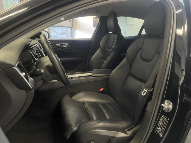 Volvo S60 2.0 B3 Plus Bright | FACELIFT | TREKHAAK | LEDER | CAMERA | STOEL/STUUR.V.W. |