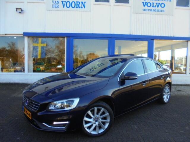 Volvo S60 1.5 T3 SUMMUM,AUT,LEDER,TREKH,1E EIG,ORG NL, NW STAAT!