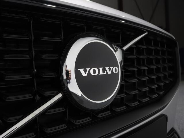 Volvo S60 2.0 B4 Ultimate Dark | Panoramisch schuifdak | Camera | Stoel/Stuurverwarming