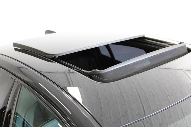 Volvo S60 2.0 Recharge T8 AWD R-Design | HARMANKARDON | PANO-DAK | CLIMA | STOEL+STUUR-VERW | ACC | CAM | PDC-V/A | LED |