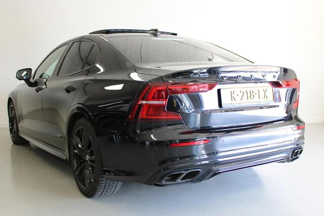 Volvo S60 2.0 Recharge T8 AWD R-Design | HARMANKARDON | PANO-DAK | CLIMA | STOEL+STUUR-VERW | ACC | CAM | PDC-V/A | LED |