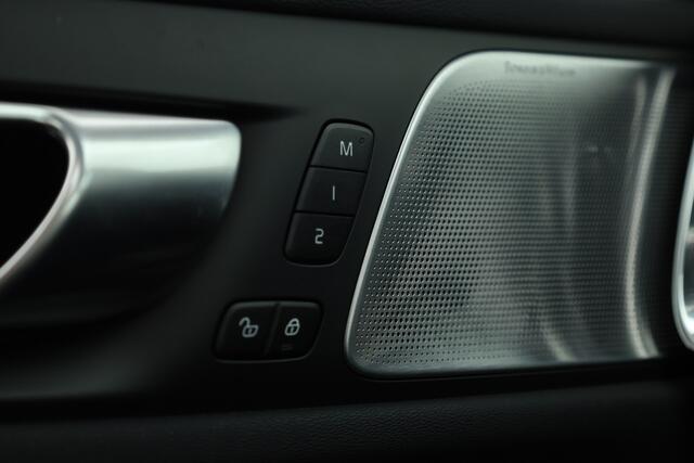 Volvo S60 2.0 T8 AWD Polestar Engineered | Pano | HUD | Bowers & Wilkins | 360cam | Pilot Assist