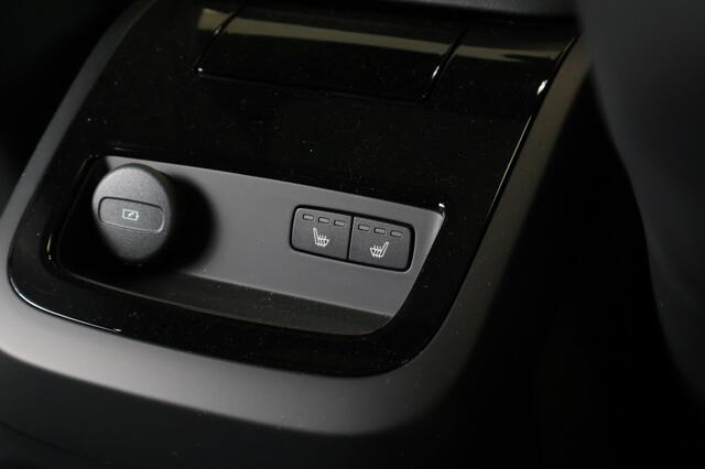 Volvo S60 2.0 Recharge T8 AWD Ultimate Dark - Pano - B en W - 360 Graden