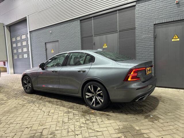 Volvo S60 T5 Intro Edition | ACC | BLIS | harman/kardon | Stoel+Stuurverwarming | Apple Carplay