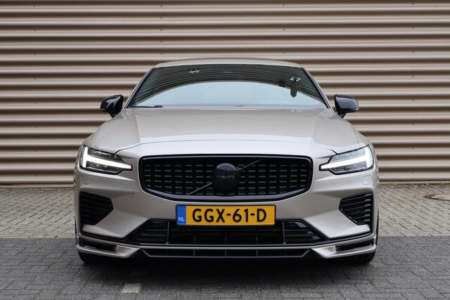 Volvo S60 Recharge T6 AWD Ultimate Dark | HEICO PAKKET | UNIEK | PANORAMADAK | PILOT ASSIST