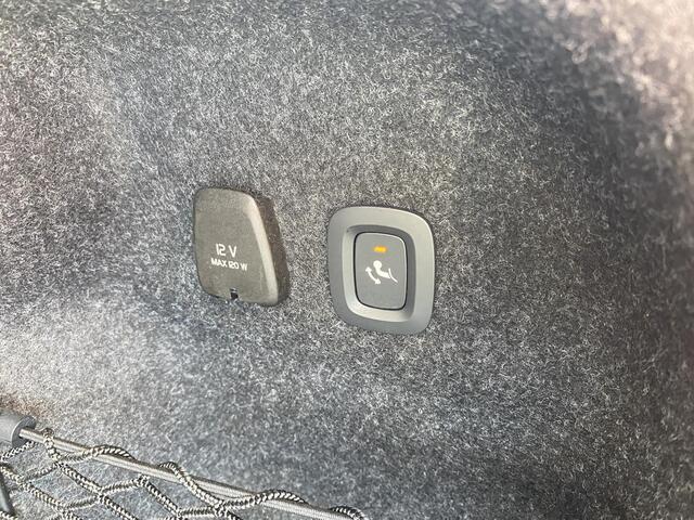 Volvo S60 2.0 B4 Plus Dark Pano/ACC/thk/Cam/LED