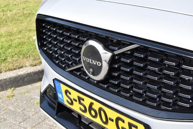 Volvo S60 Recharge T6 AWD Plus Dark H&K | ACC | 360 camera | Sportstoelen | Blis | Stuurverwarming | Stoelverwarming