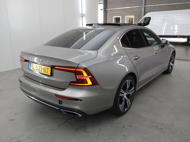 Volvo S60 2.0 Recharge T6 AWD Inscription | Verwacht | Leder | Panoramadak |