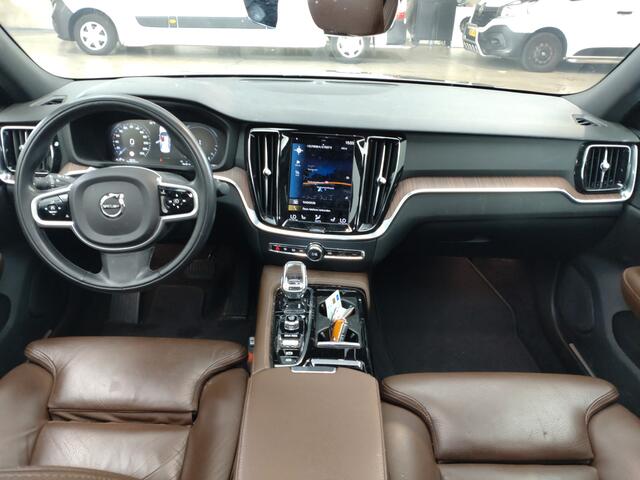 Volvo S60 2.0 Recharge T6 AWD Inscription | Verwacht | Leder | Panoramadak |