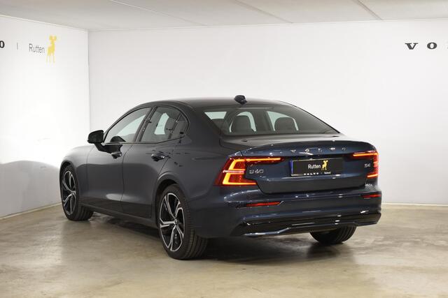 Volvo S60 B4 211PK Automaat Plus Dark / Adaptieve cruise control / Elektrische stoelen / Stoel-Stuurverwarming / Nappa Leder / Park - Pilotassist / Volvo On Call