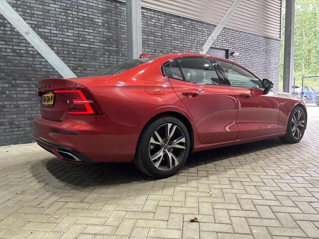 Volvo S60 T5 R-Design | ACC | BLIS | harman/kardon | Stoel+Stuurverwarming | Camera