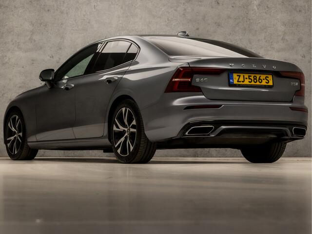 Volvo S60 2.0 T5 R-Design 251Pk Automaat (APPLE CARPLAY, GROOT NAVI, MEMORY SEATS, HARMAN KARDON, STOELVERWARMING ACHTER, GETINT GLAS, CAMERA, ADAPTIVE CRUISE, NIEUWSTAAT)