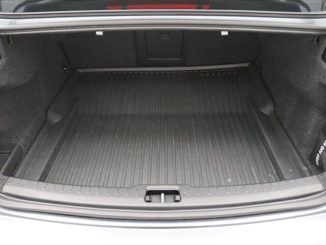 Volvo S60 2.0 T5 R-Design 250PK AUT8 Adaptieve Cruise Controle, Achteruitrijcamera, Navi, Parkeersensoren Achter, Keyless, Stoel- & Achterbankverwarming, Clima, Harman-Kardon Audio, Side Assist, 18" LM Velgen