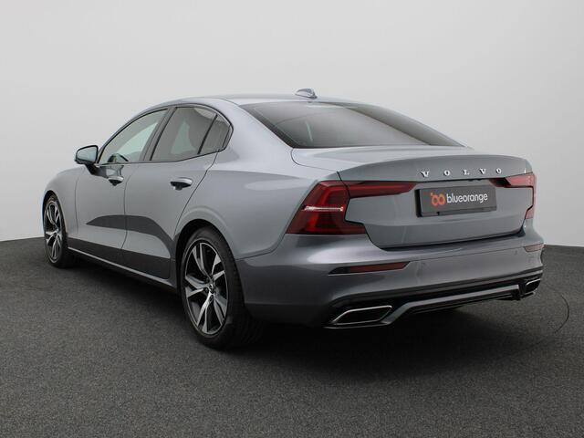 Volvo S60 2.0 T5 R-Design 250PK AUT8 Adaptieve Cruise Controle, Achteruitrijcamera, Navi, Parkeersensoren Achter, Keyless, Stoel- & Achterbankverwarming, Clima, Harman-Kardon Audio, Side Assist, 18" LM Velgen