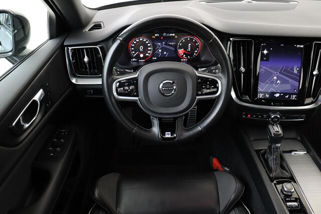 Volvo S60 T4 AUT. R-DESIGN -CAMERA|TREKHAAK|19"|BLIS|ADAP.CRUISE|POWER-SEAT