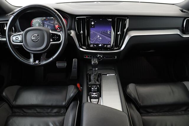 Volvo S60 T4 AUT. R-DESIGN -CAMERA|TREKHAAK|19"|BLIS|ADAP.CRUISE|POWER-SEAT