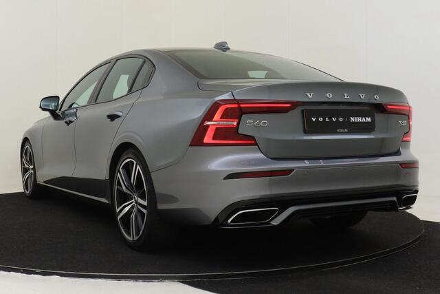 Volvo S60 T4 AUT. R-DESIGN -CAMERA|TREKHAAK|19"|BLIS|ADAP.CRUISE|POWER-SEAT