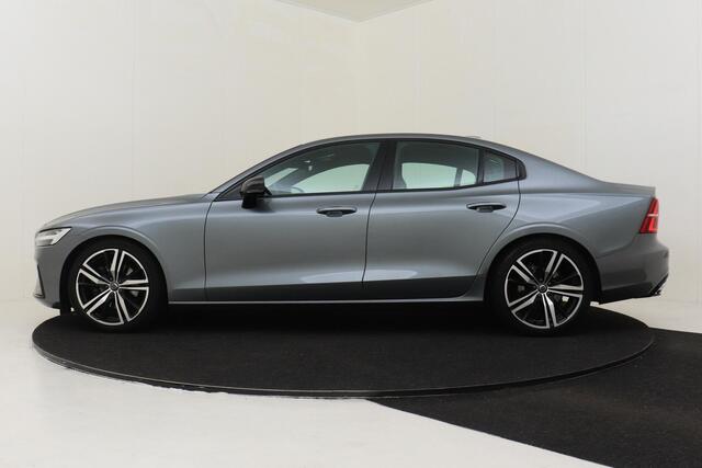 Volvo S60 T4 AUT. R-DESIGN -CAMERA|TREKHAAK|19"|BLIS|ADAP.CRUISE|POWER-SEAT