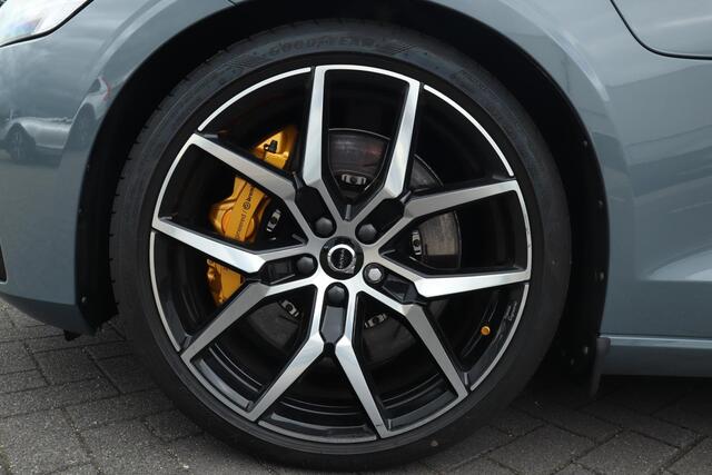 Volvo S60 2.0 T8 AWD Polestar Engineered | Bowers & Wilkins | Schuif/kanteldak | 360-camera |