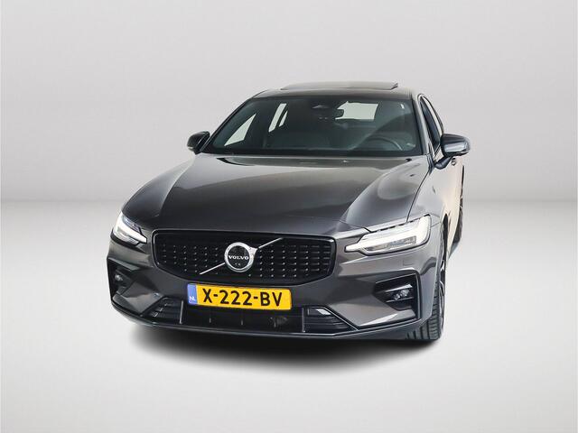 Volvo S60 B4 Aut. Ultimate Dark | Panoramadak | 360º camera | Head-up display | Harman Kardon