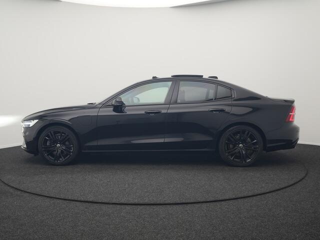 Volvo S60 Recharge T8 AWD R-Design Plug in Hybrid 391pk Black Dealer O.H PHEV | Schuifdak | Bowers & Wilkins | Head Up | Adaptive Cruise | 360 Camera | Luxe Lederen Sportstoelen Massage & Memory | 19"L.M | Keyless | Navigatie |