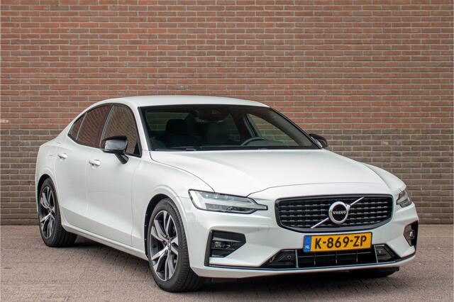 Volvo S60 B4 R-Design, Harman/Kardon, Stoel & Stuurverwarming, Trekhaak, Camera, Memory, Carplay, Adaptive Cruise.
