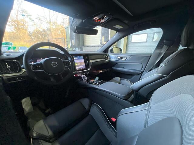 Volvo S60 T8 Recharge Ultimate Dark | Bowers&Wilkins | Head-Up | Panoramadak | ACC | 360° Camera