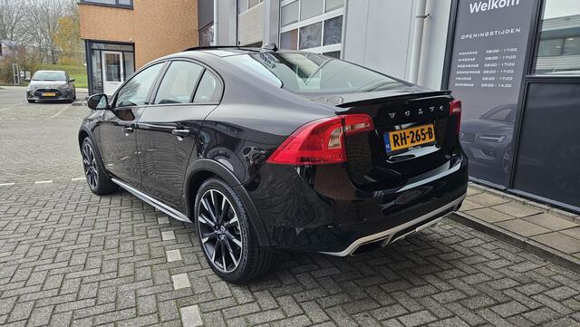 Volvo S60 Cross Country 2.0 T5 AWD Nordic+