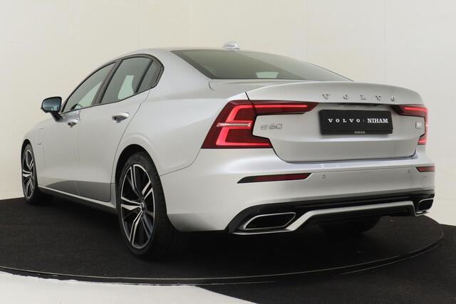 Volvo S60 T8 RECHARGE AWD R-DESIGN -360°CAM|HARMAN/KARDON|BLIS|ADAP.CRUISE|ADAP.LED|POWER-SEATS|POLESTAR