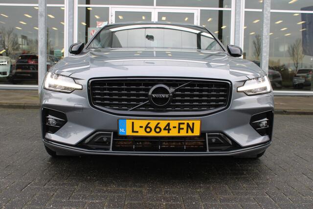 Volvo S60 B4 Automaat R-Design | Camera | Harman Kardon | Memory seats | Trekhaak | Keyless | Verw. Voorstoelen