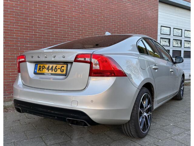 Volvo S60 1.5 T3 Polar+ Dynamic Aut. |Schuifdak|1e Eig.|