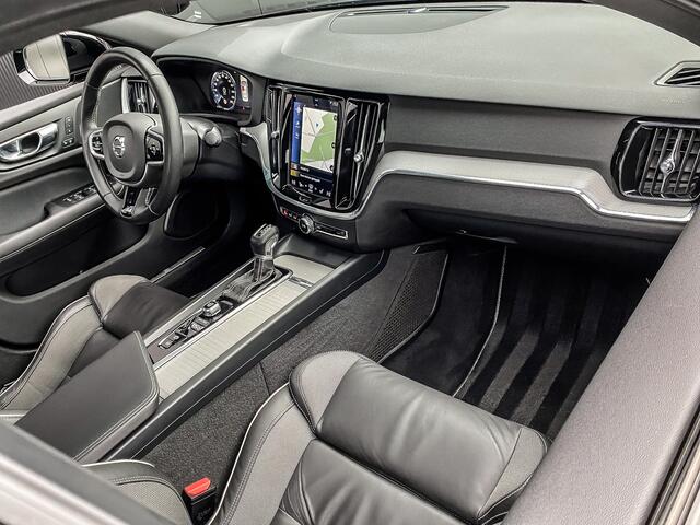 Volvo S60 2.0 T4 R-Design | INTELLISAFE SURROUND | SCHUIF/KANTELDAK | LED | STOELVERWARMING |