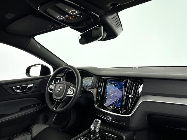 Volvo S60 Recharge T6 AWD Plus Dark | Parkeercamera | Stoel- en Stuurverwarming | Trekhaak