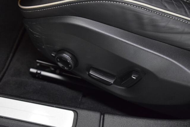 Volvo S60 2.0 Recharge T6 399pk AWD Core 69km elek./ Trekhaak 2000kg/ Adapt. Cruise/ Auto Pilot/ Stoel, Stuur en voorruit verw./ Camera