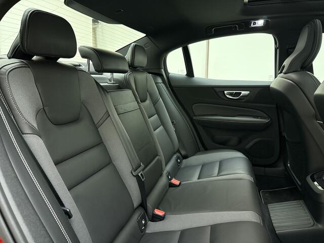 Volvo S60 T8 404pk AWD R-Design / Polestar / 20'' / Styling kit / Head-Up / Harman&Kardon / Panoramadak / Lederen Dashboard / Adapt. Cruise / BLIS / Full-LED /