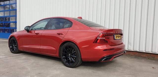 Volvo S60 2.0 T5 INTRO EDITION