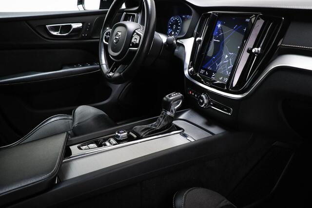 Volvo S60 2.0 T5 Intro Edition | SCANDINAVIAN / LUXURY- LINE | PANORAMDAK | HEAD UP | ACHTERBANKVERWARMING | 20"