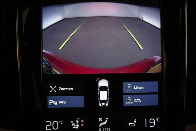 Volvo S60 2.0 T5 Intro Edition | SCANDINAVIAN / LUXURY- LINE | PANORAMDAK | HEAD UP | ACHTERBANKVERWARMING | 20"