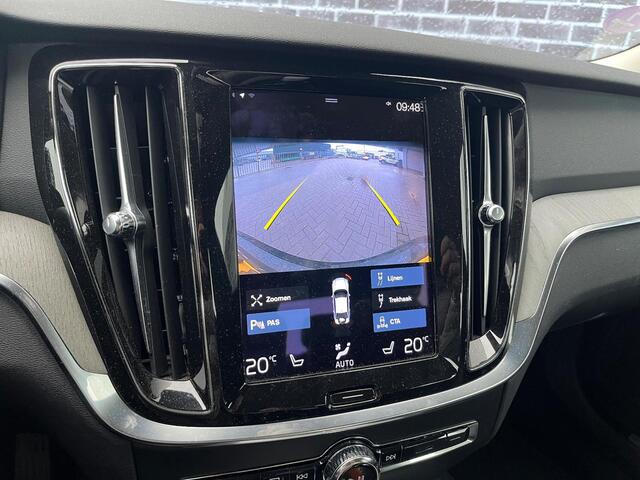 Volvo S60 2.0 B4 Inscription | Parkeerverwarming | Trekhaak | Harman Kardon Audio | Achteruitrijcamera | Lederen Bekleding | Stoelverwarming | Keyless Entry | Navigatie | Apple Carplay | Android Auto