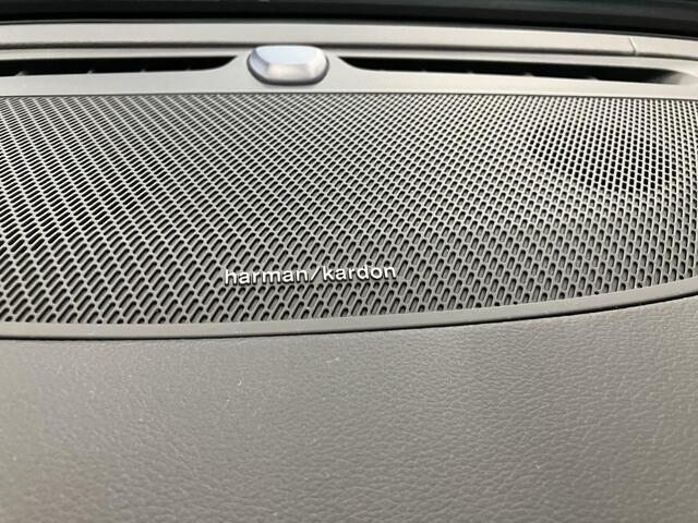 Volvo S60 2.0 T5 Intro Edition / 1e eigenaar / NL auto / All season banden / Dealer onderhouden / Automaat.