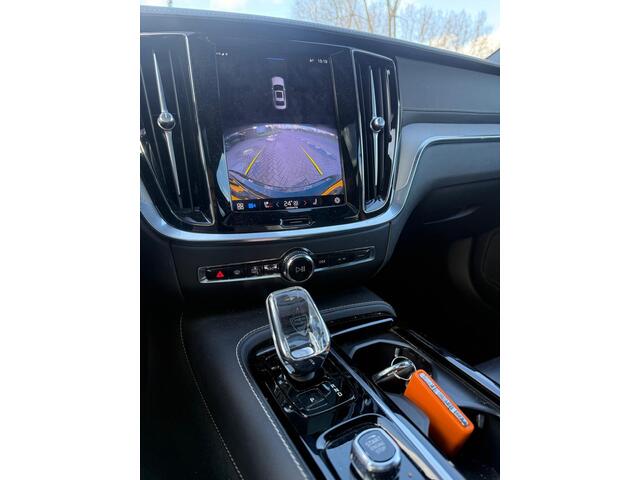 Volvo S60 2.0 T8 AWD Polestar Engineered | Plug-in Hybrid (PHEV) | Long Range | Panoramadak | Head-up Display | Sportstoelen | Veerpootbrug | Brembo remmen | Instelbare schokdempers