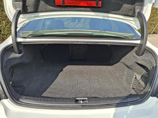Volvo S60 2.0 B3 R-Design