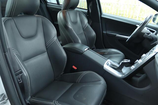 Volvo S60 1.5 T3 POLAR+ DYNAMIC AUT. | SCHUIF/KANTEL DAK | CAMERA | STOEL/STUURVERW. | XENON | PDC