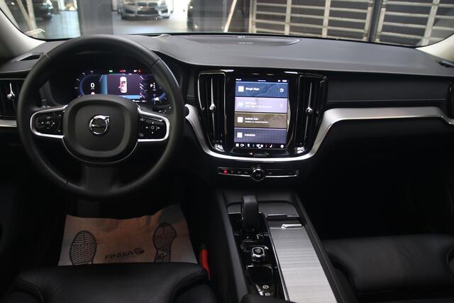 Volvo S60 2.0 B4 Ultimate Dark PANO-H&K-HUD-MEMORY-ACC-NAP